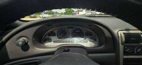 2004 Ford Mustang Mach 1 Premium
