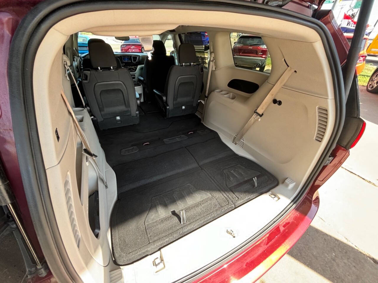 2018 Chrysler Pacifica for sale at Kansas Auto Sales in Ulysses, KS