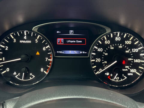 2020 Nissan Pathfinder SV