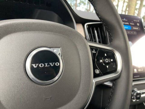 2025 Volvo XC90 T8 Plus Bright Theme 7P