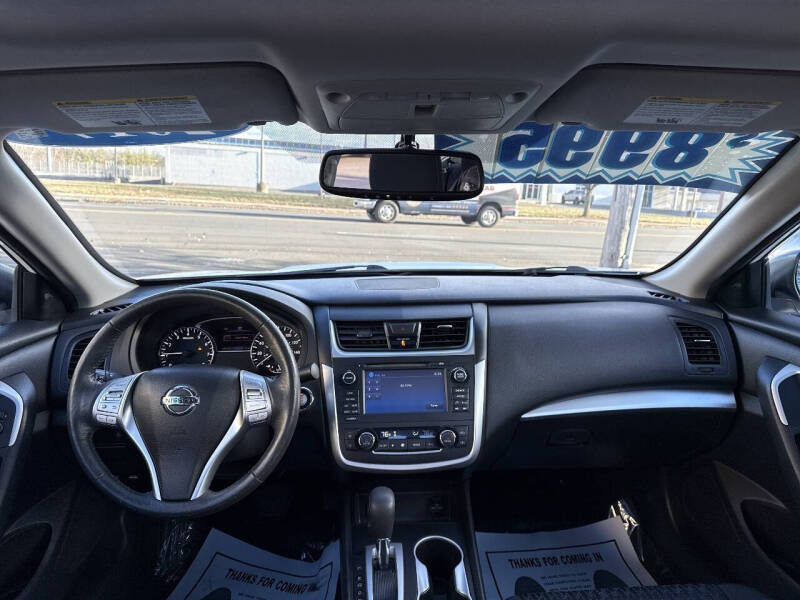 2017 Nissan Altima 2.5 SV