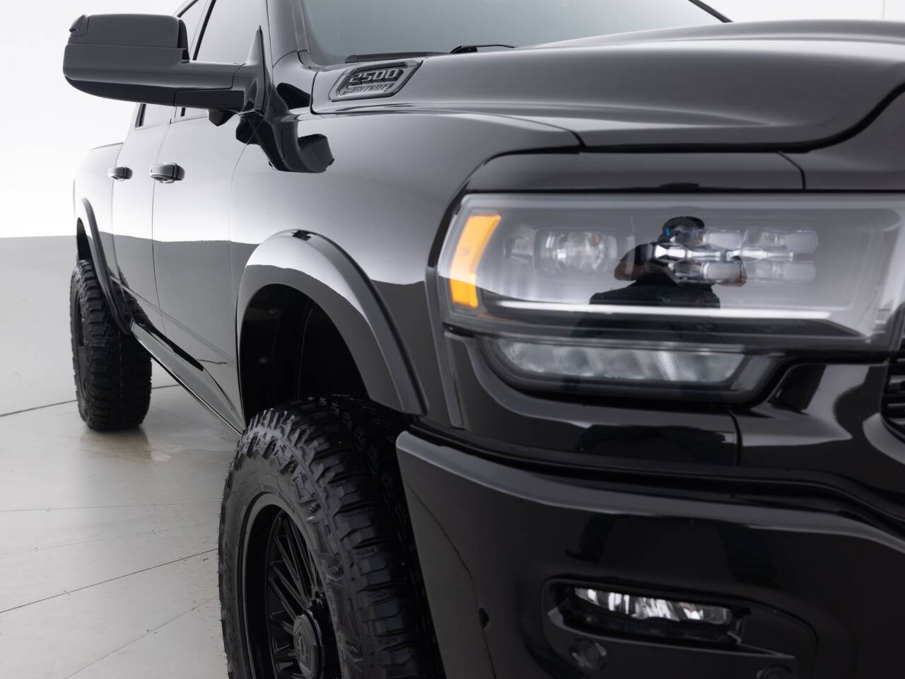 Used Car 2022 Ram 2500  Limited 4x4 4dr Crew Cab 6.3 Ft. Sb Pickup For Sale Under $60,000 In Coal City, Illinois