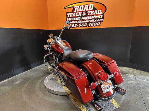 2010 Harley-Davidson® FLHR - Road King®