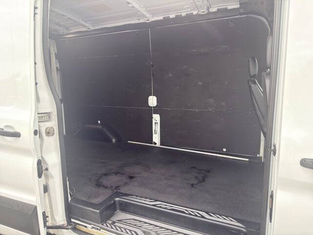 2024 Ford Transit 250