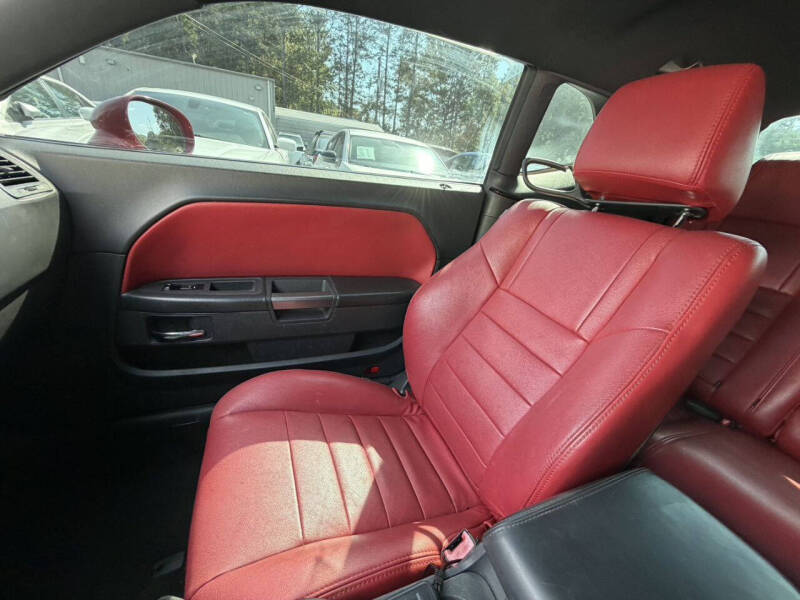 2012 Dodge Challenger R/T Plus