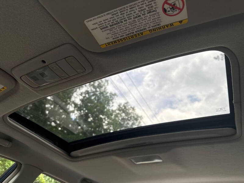 2004 Toyota Corolla LE