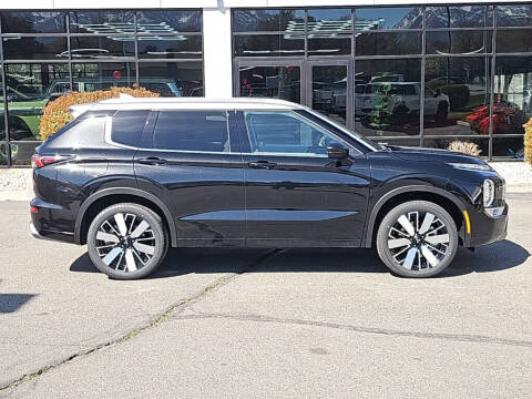 2025 Mitsubishi Outlander SEL Platinum Edition