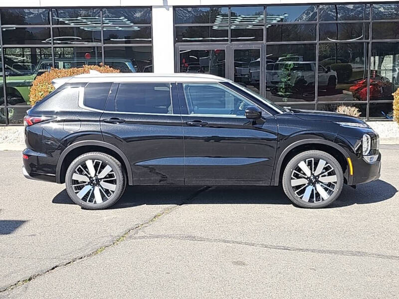 2025 Mitsubishi Outlander SEL Platinum Edition