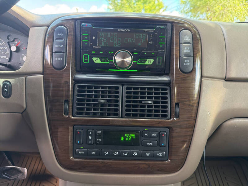 2005 Ford Explorer Eddie Bauer