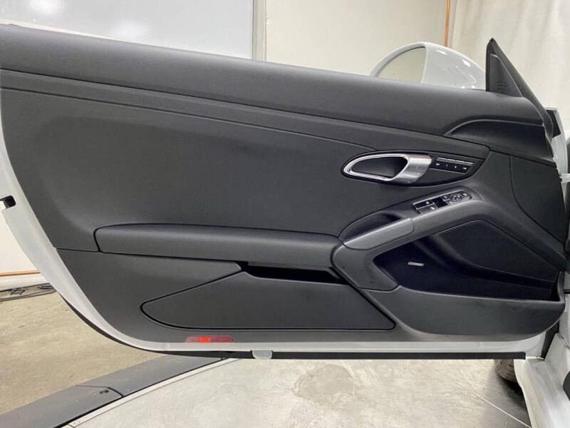 2025 Porsche 718 Boxster