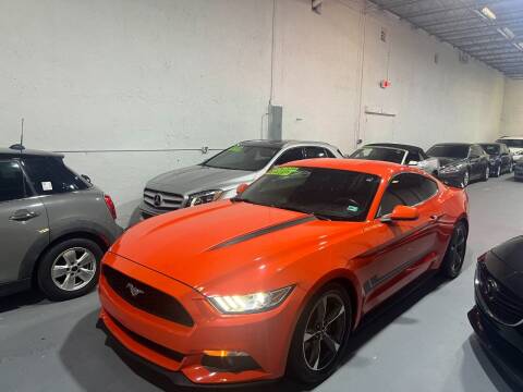 2015 Ford Mustang for sale at Lamberti Auto Collection in Plantation FL