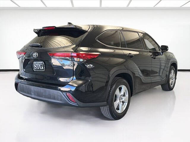 2021 Toyota Highlander L