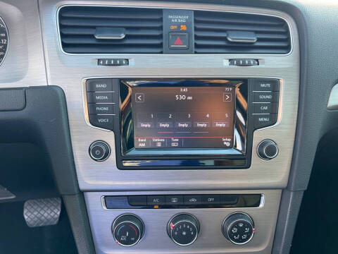 2015 Volkswagen Golf TSI S