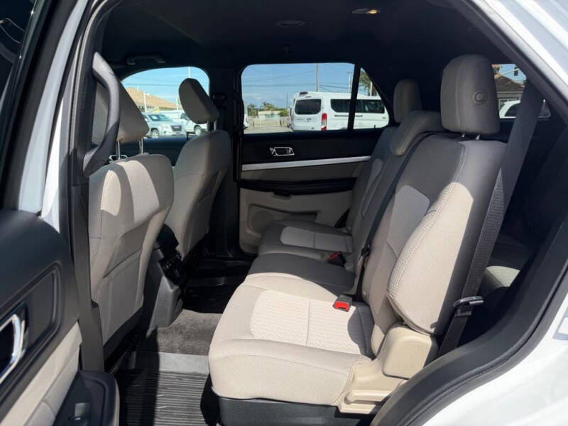 2018 Ford Explorer