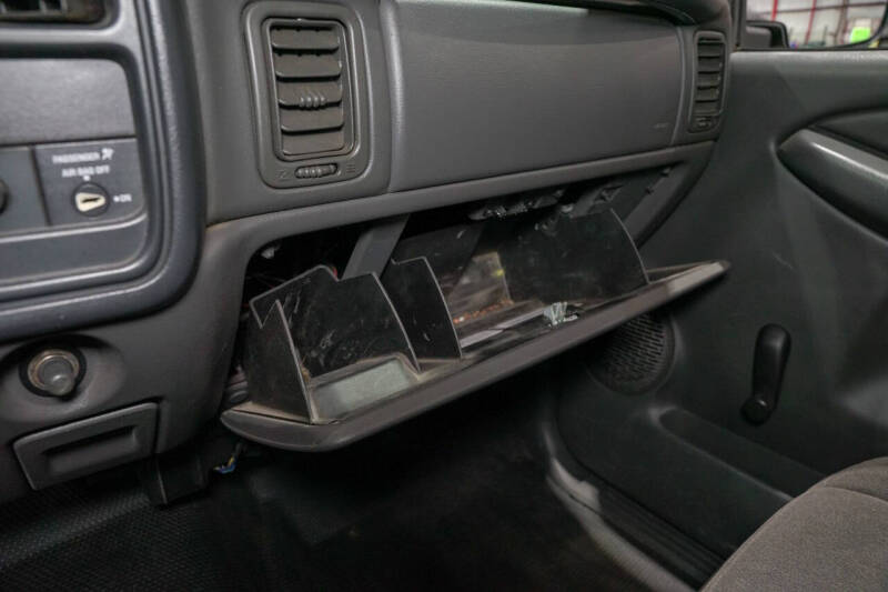2006 Chevrolet Silverado 2500HD LS