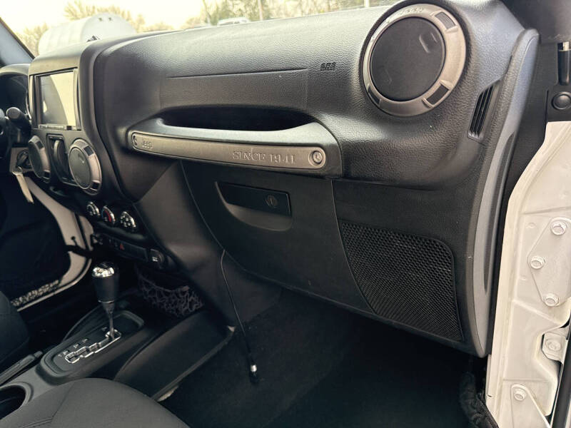 2016 Jeep Wrangler Sport