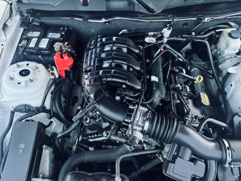 2011 Ford Mustang V6 Premium