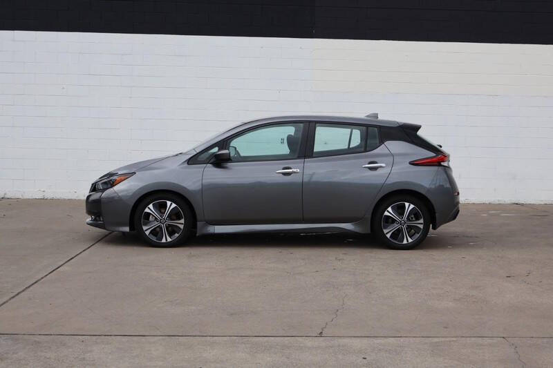 2021 Nissan LEAF SV