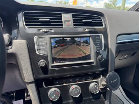 2016 Volkswagen Golf GTI S