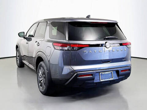 2025 Nissan Pathfinder S