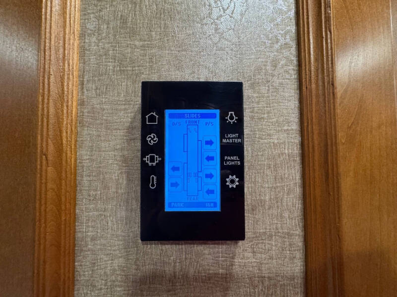 2018 Tiffin Allegro Open Road