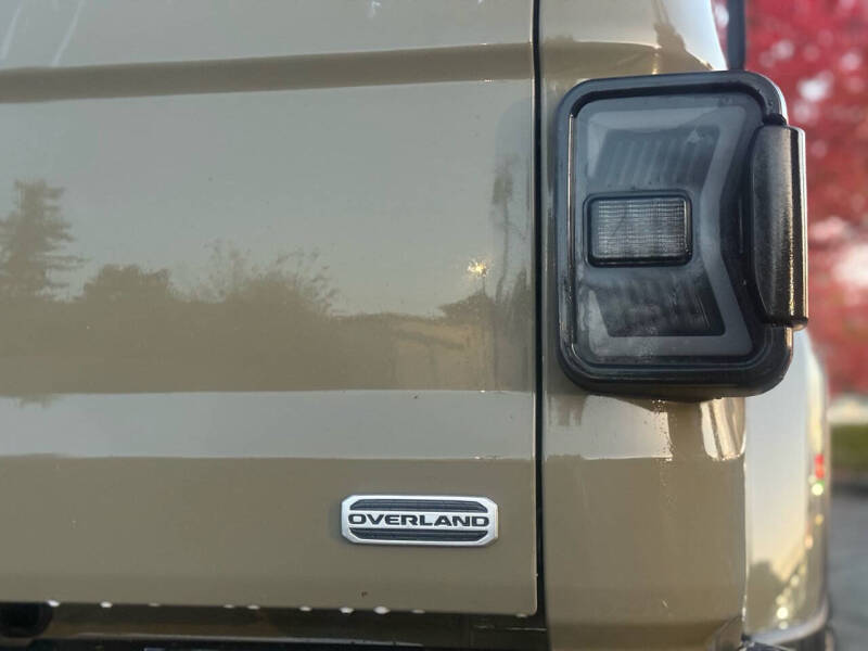 2020 Jeep Gladiator Overland