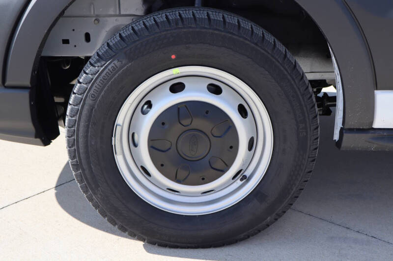 2025 Ford Transit 250