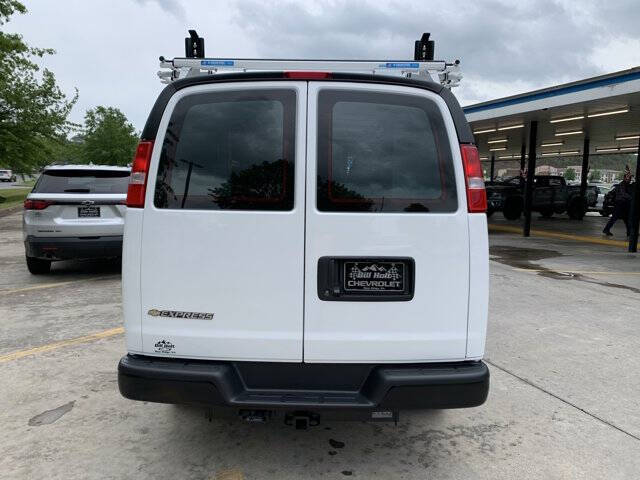 2025 Chevrolet Express 2500