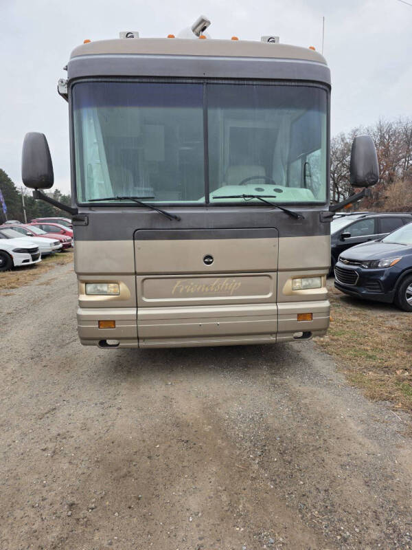 2003 Gulfstream Friendship 8408FS