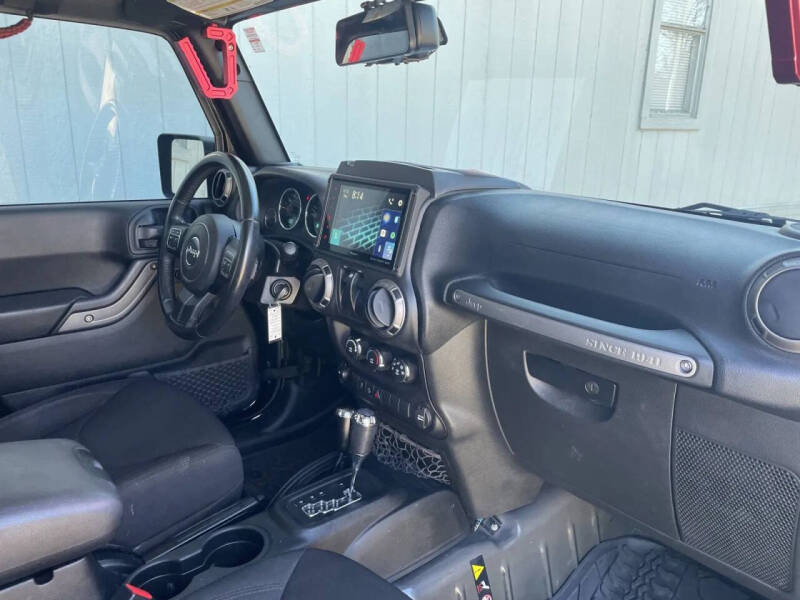 2016 Jeep Wrangler Willys Wheeler