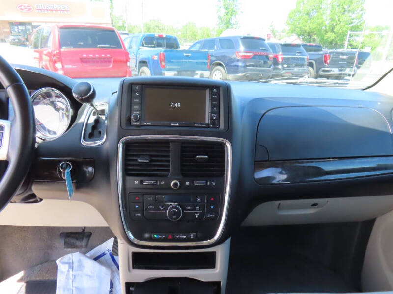2012 Dodge Grand Caravan Crew