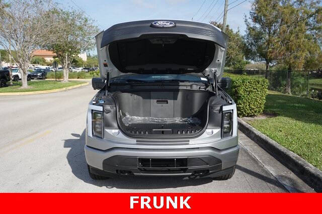 2025 Ford F-150 Lightning XLT