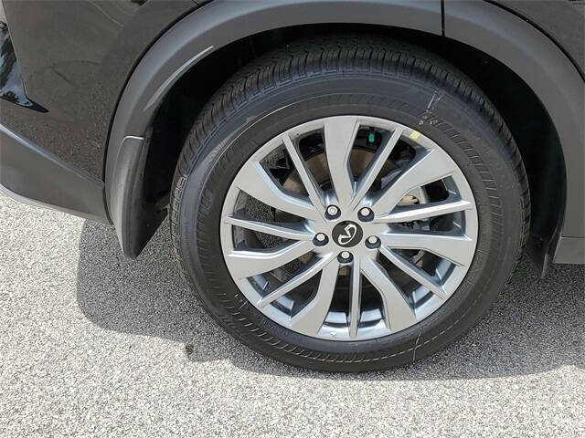 2025 Infiniti QX50 Luxe