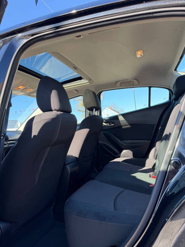 2016 Mazda MAZDA3 i Touring