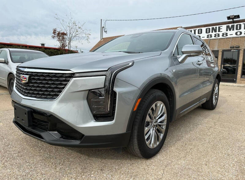 2025 Cadillac XT4 Premium Luxury
