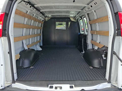 2024 Chevrolet Express 2500