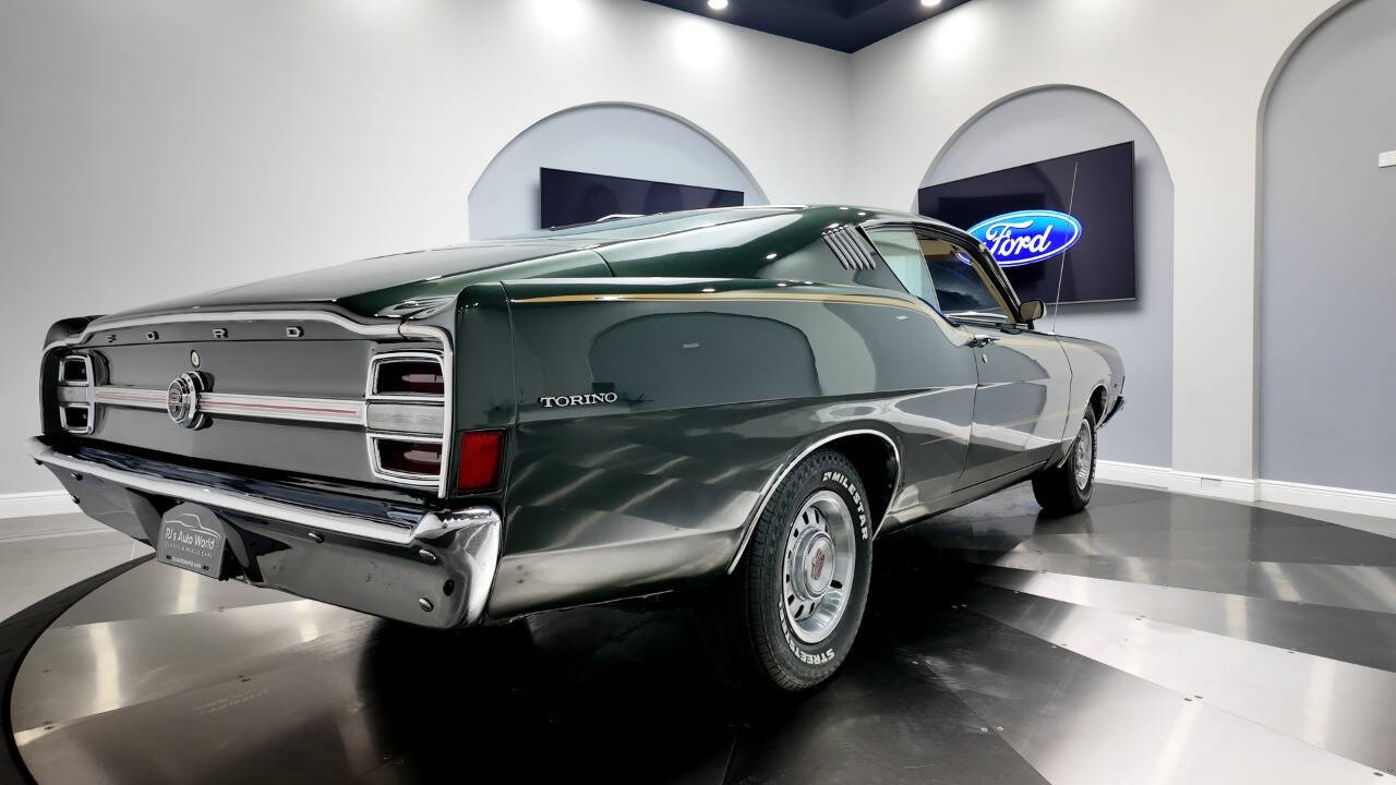1968 Ford Torino 36