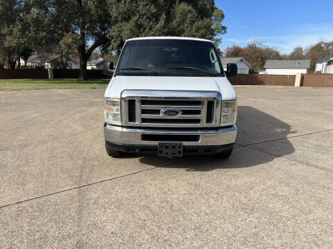 2009 Ford E-Series E-350 SD XLT