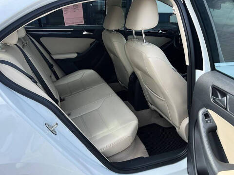 2016 Volkswagen Jetta