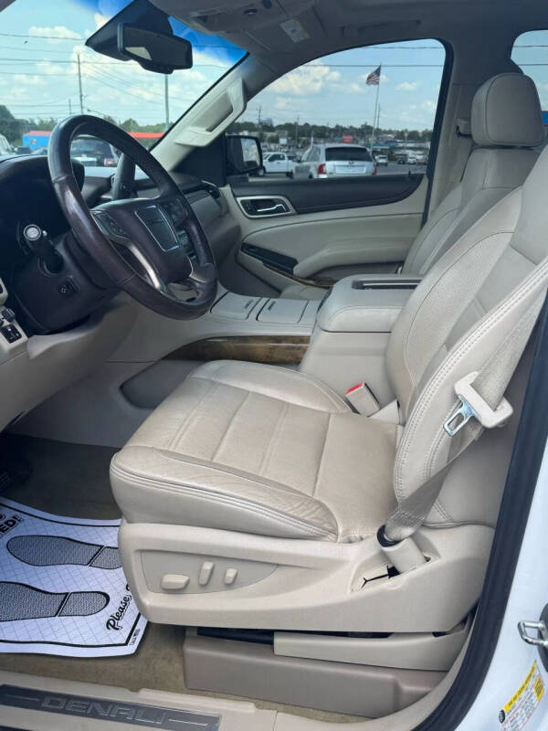 2017 GMC Yukon XL Denali