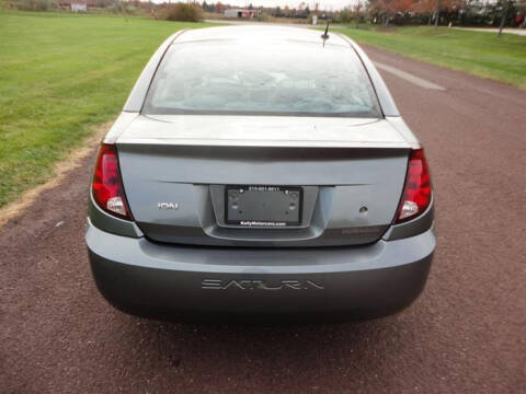 2005 Saturn Ion 2