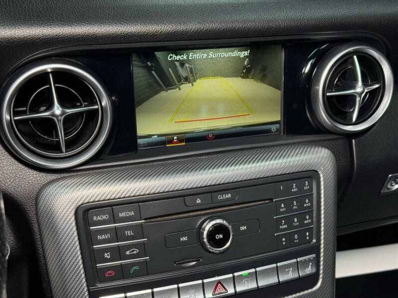 2017 Mercedes-Benz SLC SLC 300