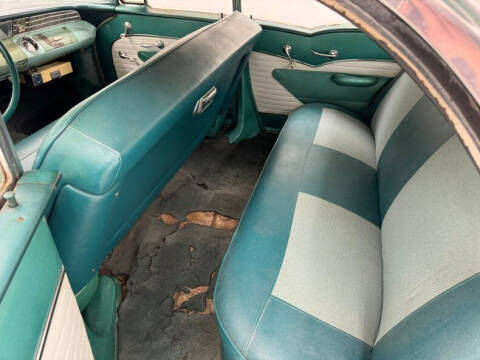 1956 Pontiac Chieftain