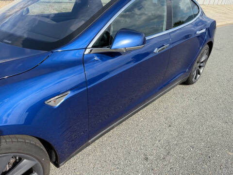 2016 Tesla Model S 70