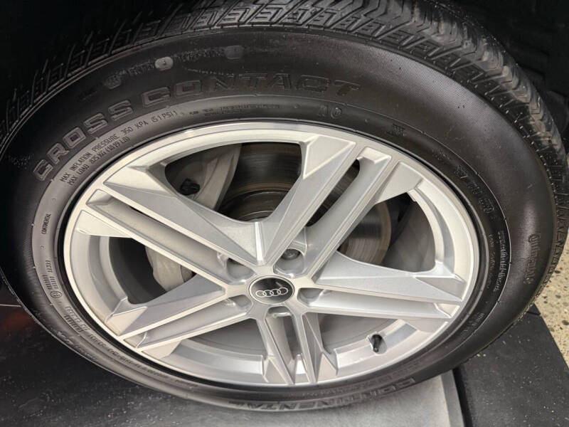 2024 Audi Q5 e quattro S line Premium 55 TFSI