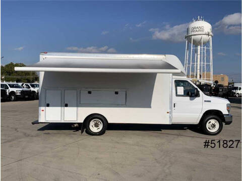 2017 Ford E-Series E-450 SD