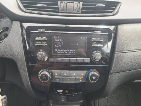 2017 Nissan Rogue S