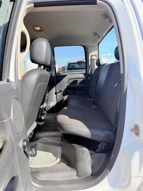 2005 Dodge Ram 1500 SLT