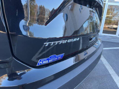2024 Ford Edge Titanium