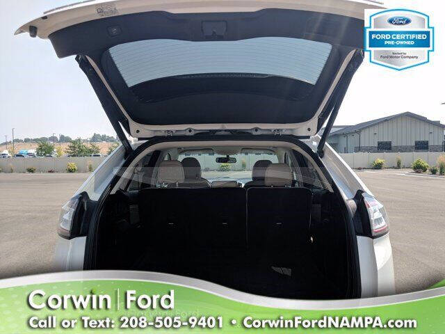 2018 Ford Edge Titanium